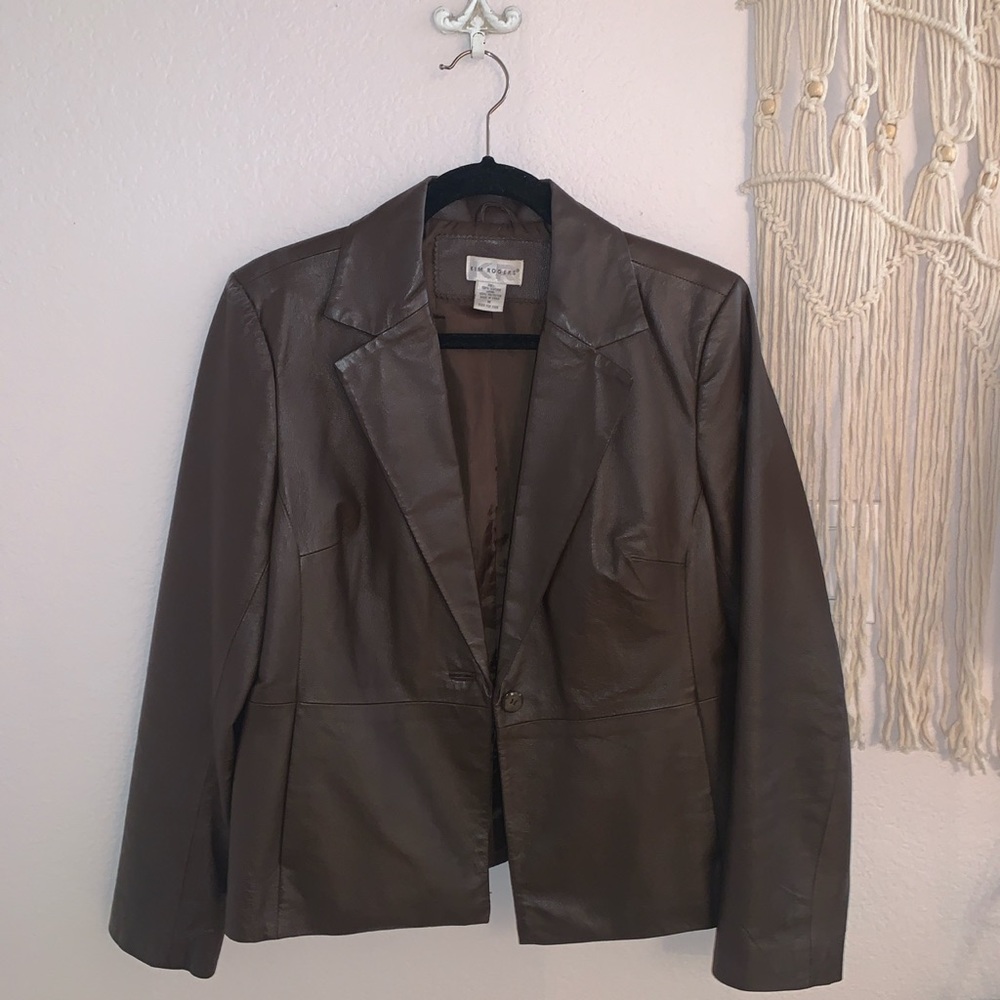 IMMACULATE Kim Rogers leather blazer